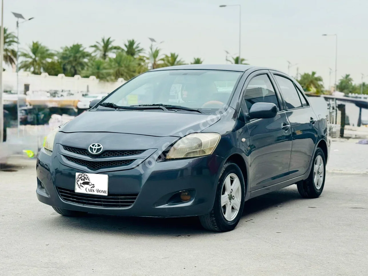 تويوتا  ياريس  2008  اتوماتك  220,000 كم  4 سلندر  سيدان  أخضر غامق