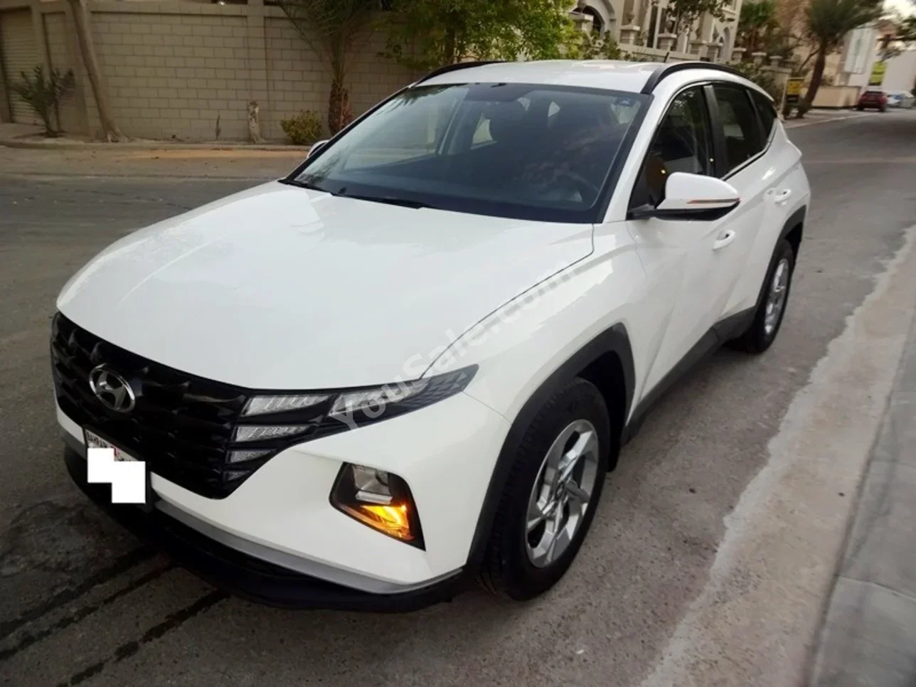 Hyundai  Tucson  2022  Automatic  42,000 KM  4 Cylinder  SUV  White