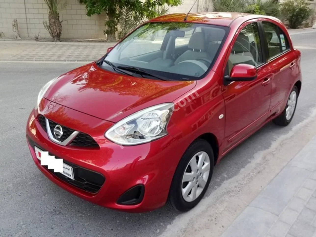 Nissan  Micra  2020  Automatic  106,000 KM  4 Cylinder  Hatchback  Red