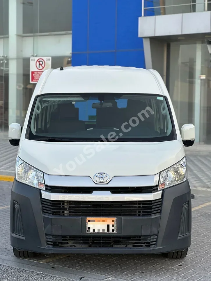 Toyota Hiace 2020 Automatic 38,000 KM 4 Cylinder Van / Bus White