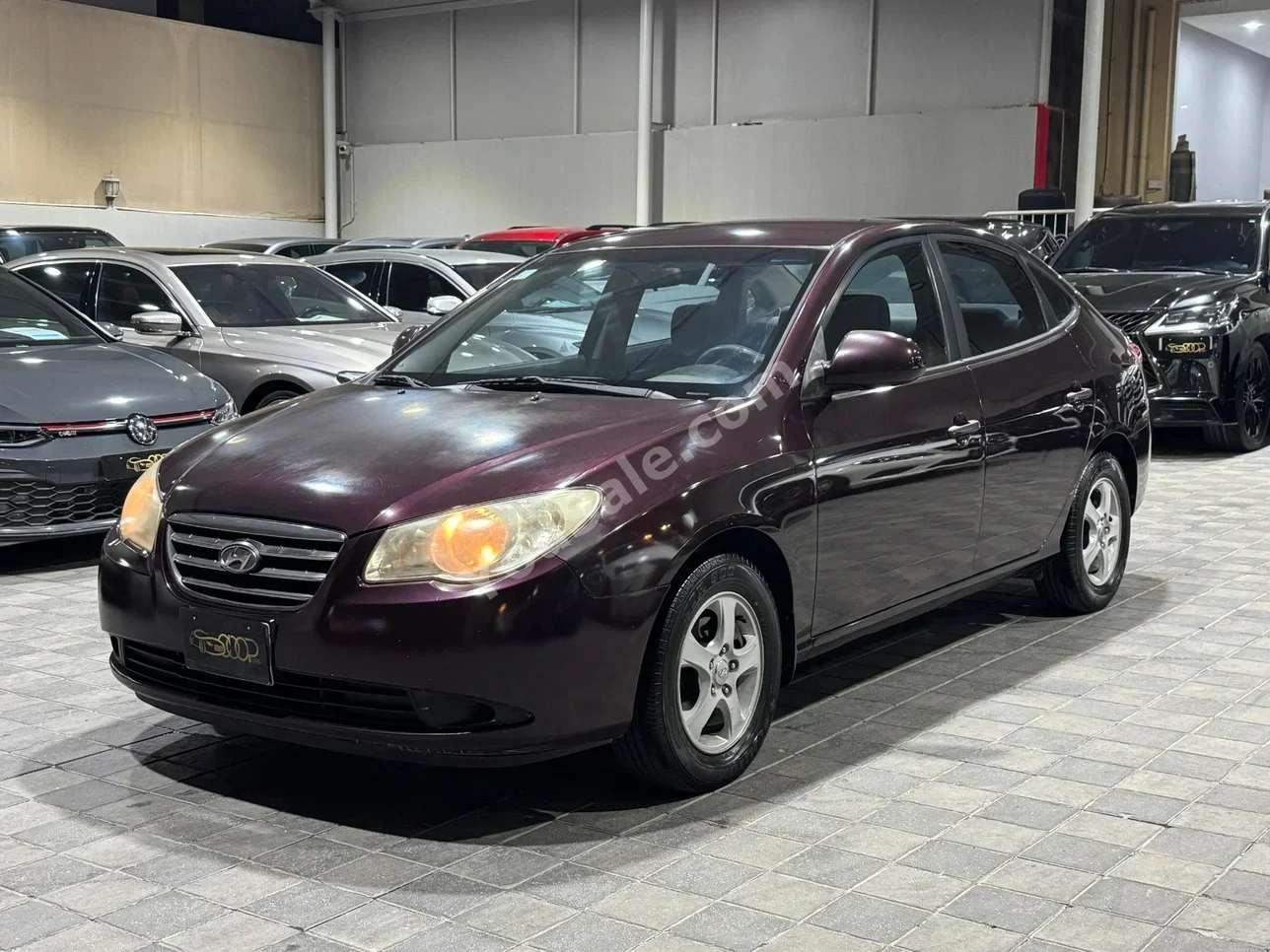 Hyundai  Elantra  2009  Automatic  224,000 KM  4 Cylinder  Sedan  Maroon