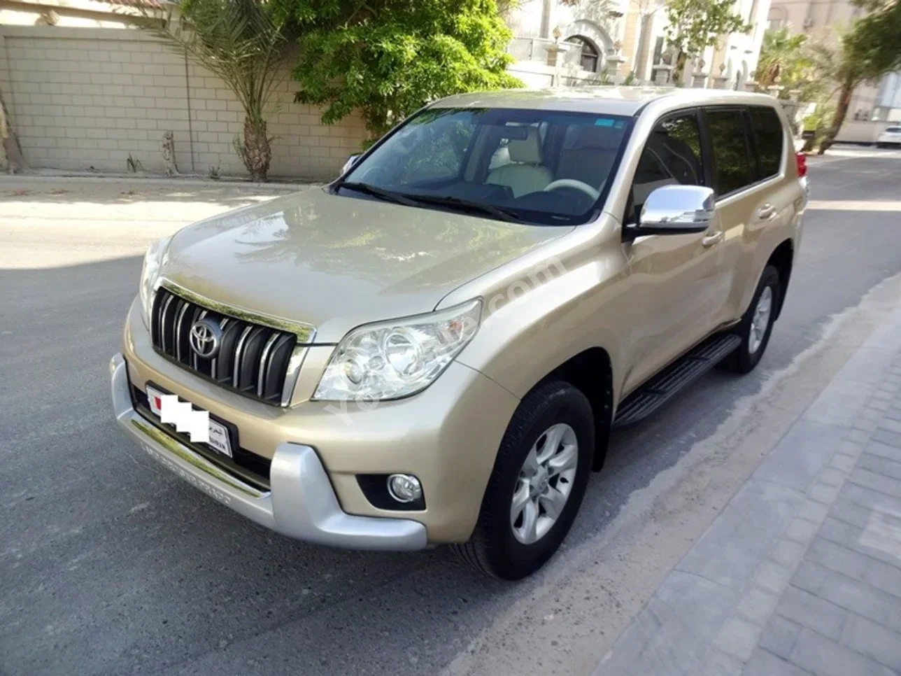 Toyota  Prado  TXL  2013  Automatic  141,000 KM  4 Cylinder  SUV  Beige