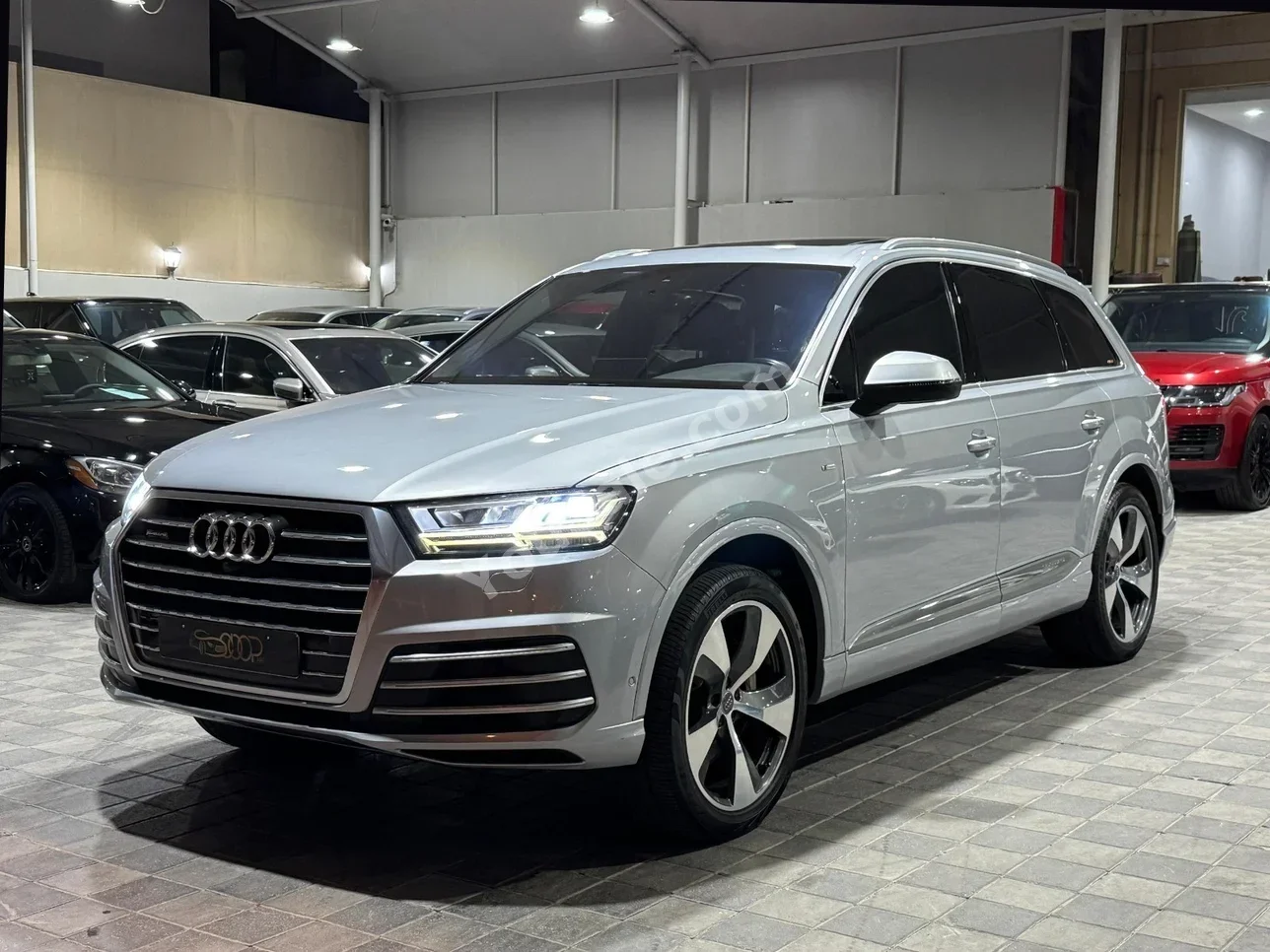 Audi  Q7  45 TFSI Quattro  2016  Automatic  159,000 KM  6 Cylinder  SUV  Gray