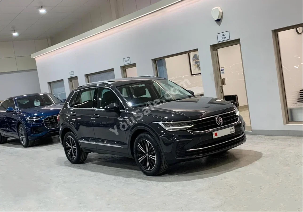 Volkswagen  TIGUAN  1.4 TSI  2023  Automatic  38,000 KM  4 Cylinder  SUV  Dark Gray  With Warranty