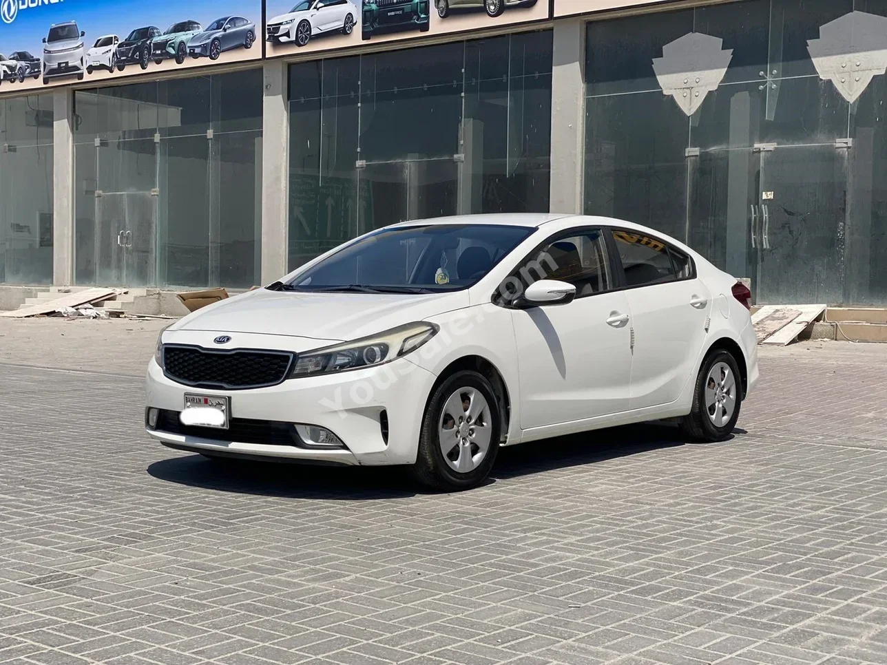 Kia Cerato 2017 Automatic 112,300 KM 4 Cylinder Sedan White