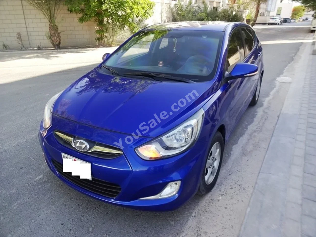 هيونداي اكسنت 1.6 2015 اتوماتك 104,000 كم 4 سلندر هاتشباك ازرق