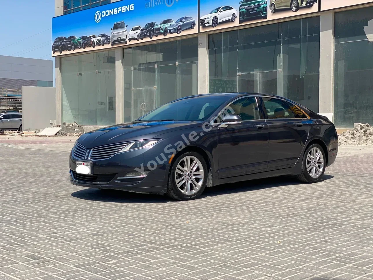Lincoln  MKZ  2014  Automatic  179,600 KM  6 Cylinder  Sedan  Blue