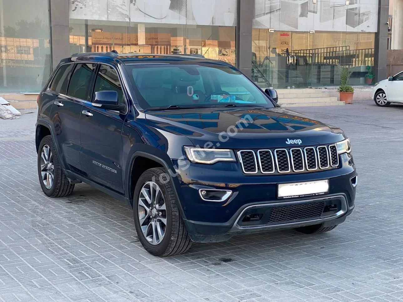 جييب  جراند شيروكي  2018  اتوماتك  95,500 كم  6 سلندر  اس يو في  ازرق