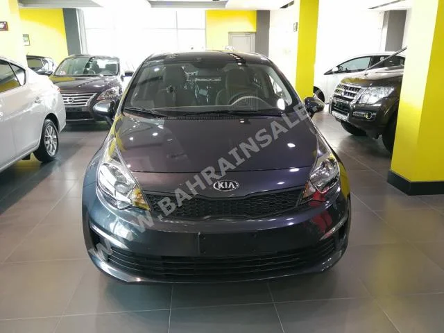 Kia  Rio  2017  Sedan  Automatic  4  0  FWD  Gray  Gasoline