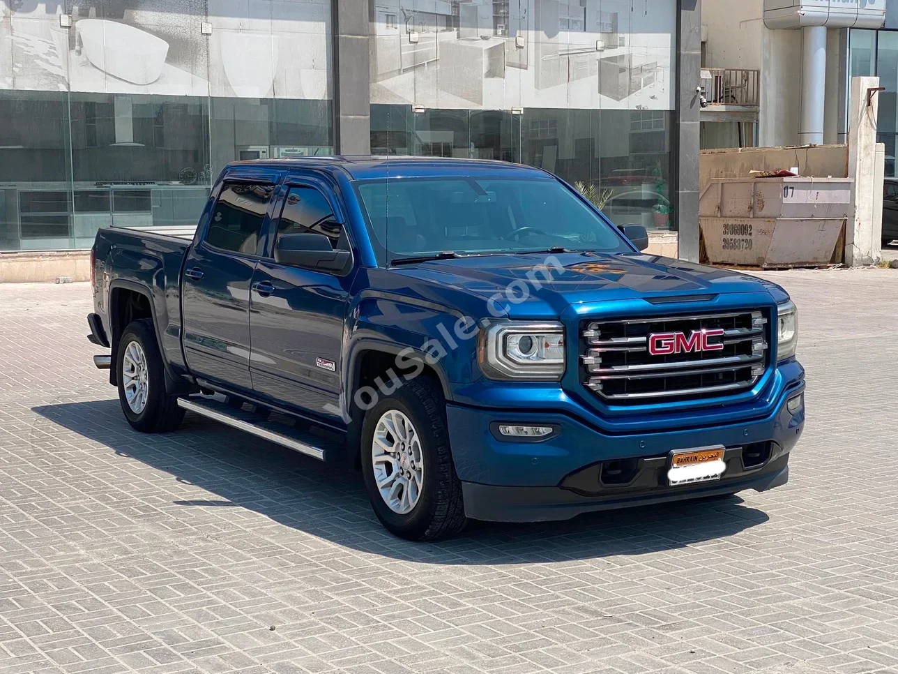 GMC  Sierra  1500  2017  Automatic  191,500 KM  8 Cylinder  Pick Up  Blue