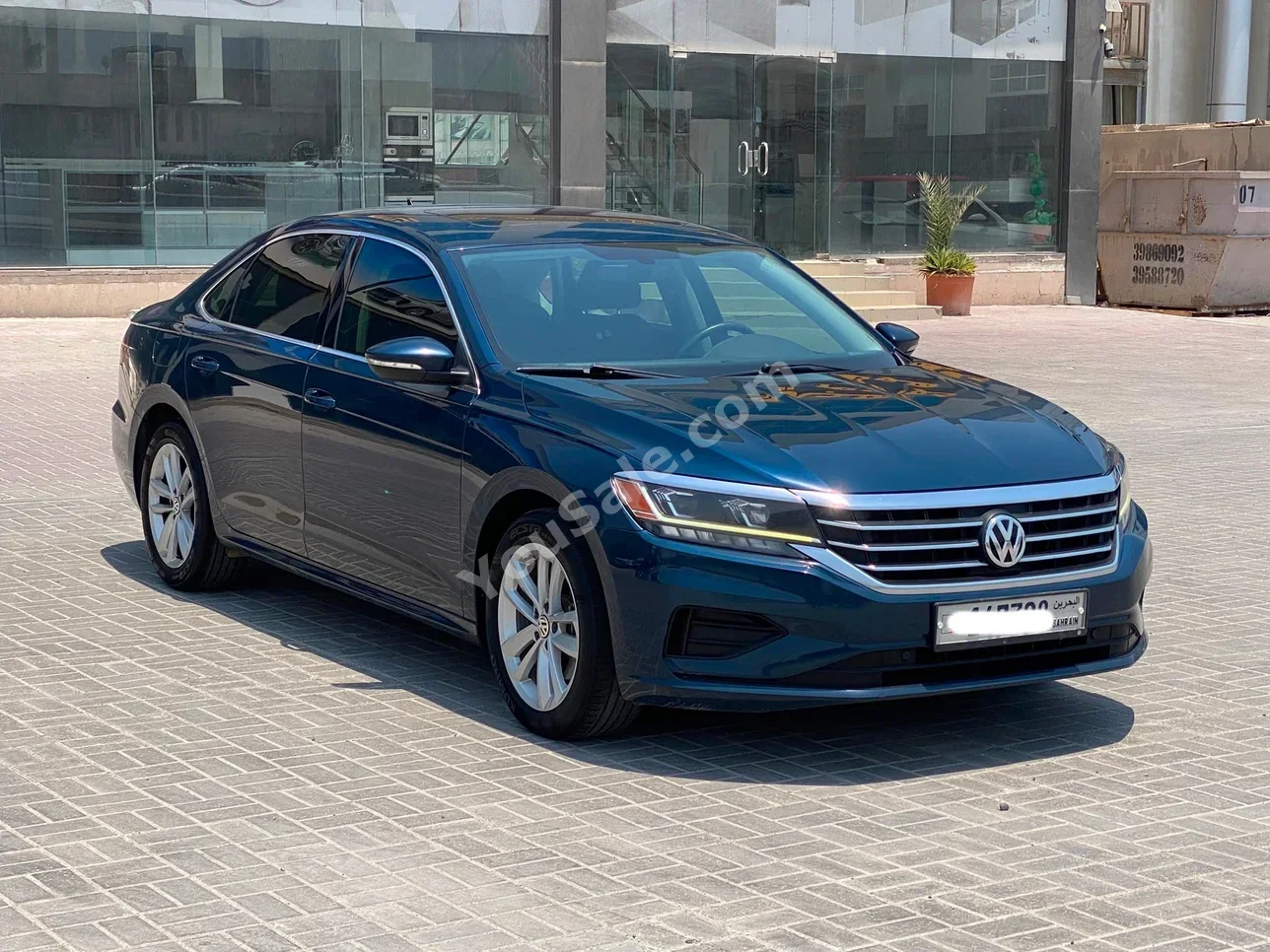 Volkswagen  Passat  2021  Automatic  79,100 KM  5 Cylinder  Sedan  Blue