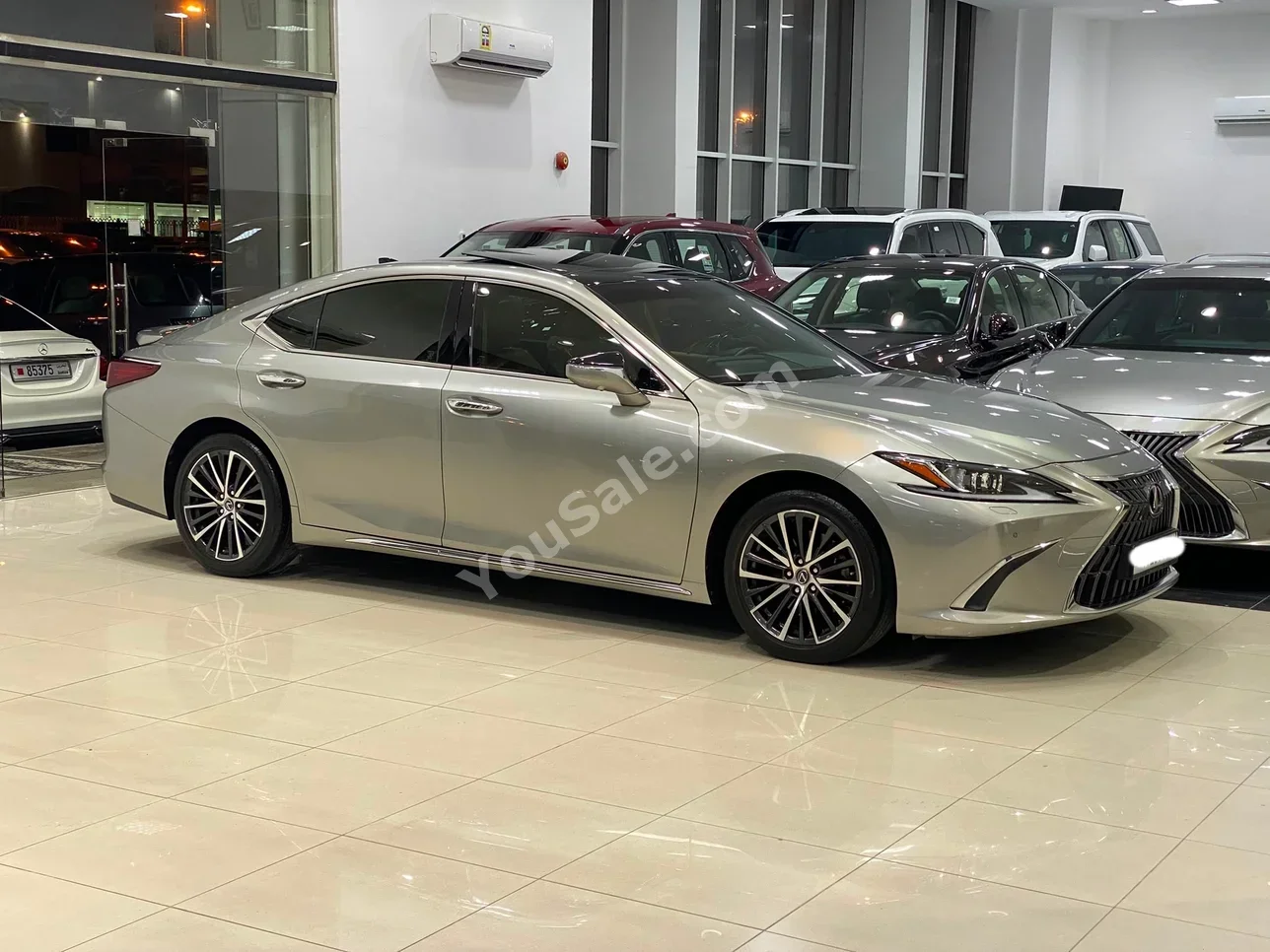 لكزس اي اس 350 2023 اتوماتك 30,100 كم 6 سلندر سيدان فضي