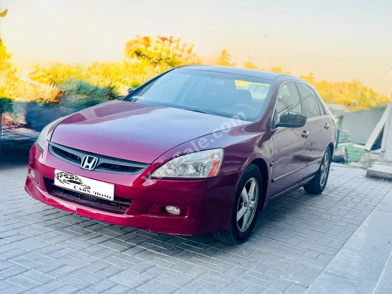 هوندا اكورد 2005 اتوماتك 315,000 كم 6 سلندر سيدان أحمر