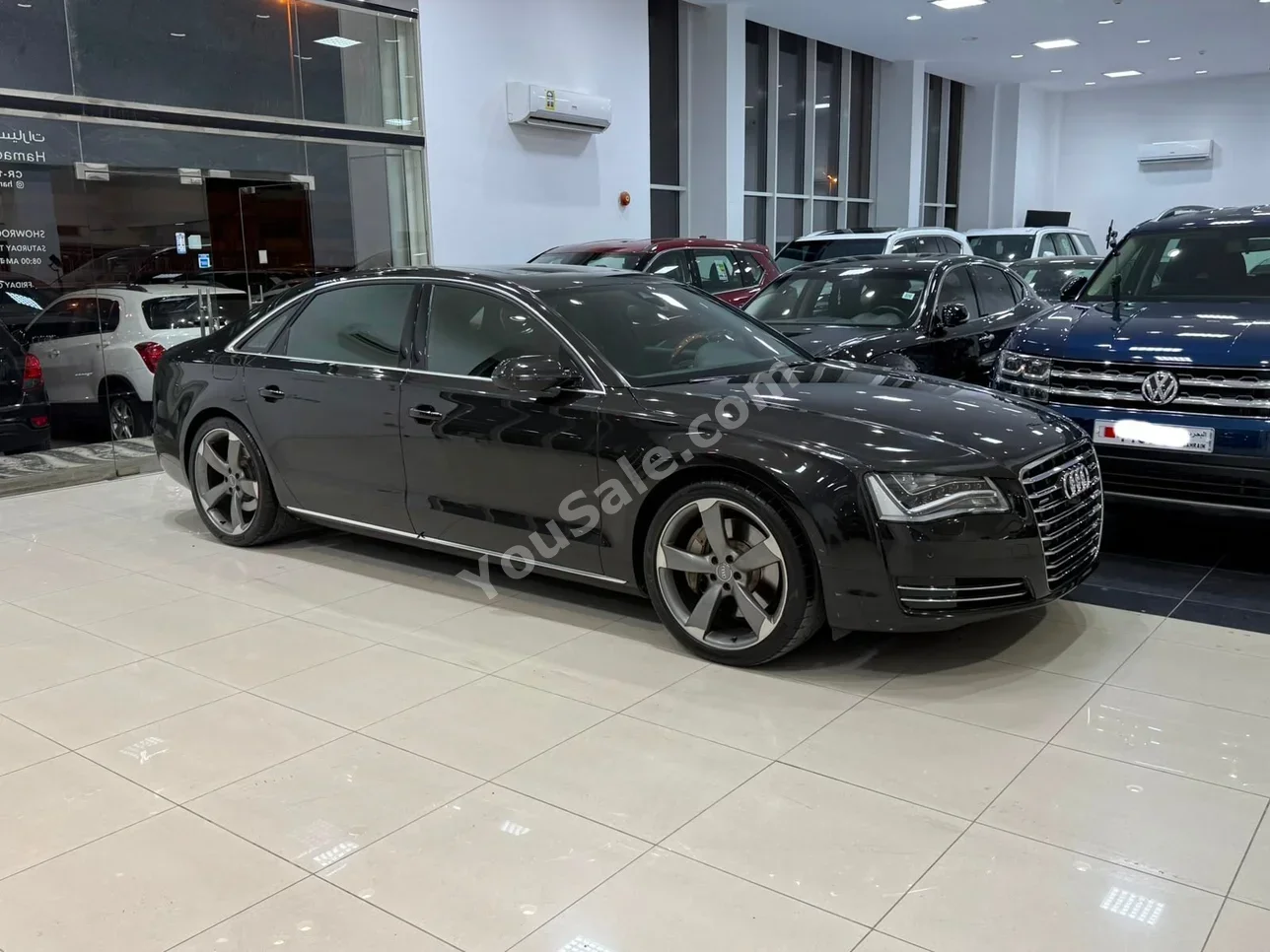اودي  أي 8  أل  2013  اتوماتك  50,500 كم  8 سلندر  سيدان  أسود