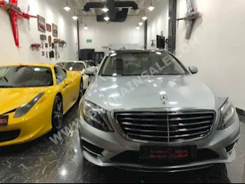 Mercedes-Benz  S-Class  500  2014  Sedan  Automatic  8  30,000  RWD  Gray  Gasoline
