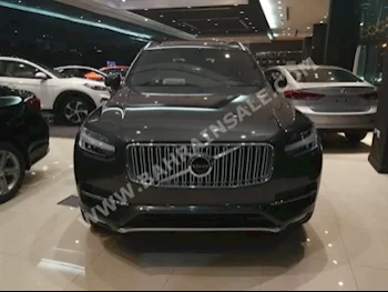 Volvo  XC  90  2017  SUV  Automatic  6  0  4WD  Gold  Gasoline