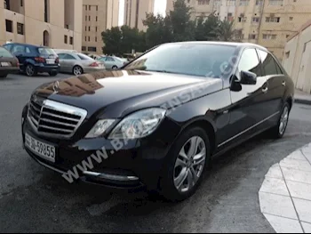مرسيدس - بنز  اي - كلاس  200  2011  سيدان  اتوماتك  4  119,000  دفع خلفي  عنابي  بنزين