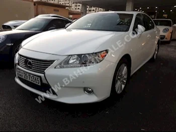 لكزس  اي اس  250  2013  سيدان  اتوماتك  4  110,000  دفع خلفي  أبيض  بنزين