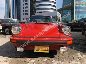 بورش  تارجا  4  1975  كوبيه \ سبورت  عادي  6  65,000  دفع خلفي  أحمر  بنزين
