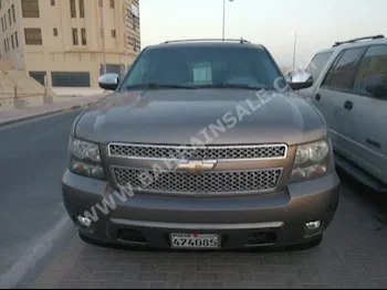 شفروليه  تاهو  2011  اس يو في  اتوماتك  8  46,000  دفع خلفي  بني فاتح  بنزين