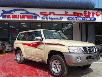 Nissan  Patrol  Safari  2017  SUV  Manual  6  0  4WD  Beige  Gasoline