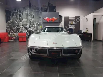 Chevrolet  Corvette  STINGRAY  1969  Coupe / Sport  Automatic  8  49,000  RWD  Silver  Gasoline