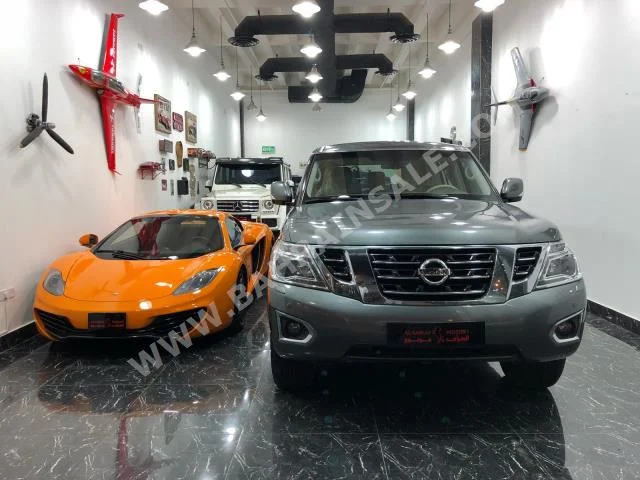 Nissan  Patrol  SE  2016  SUV  Automatic  8  56,000  4WD  Gray  Gasoline
