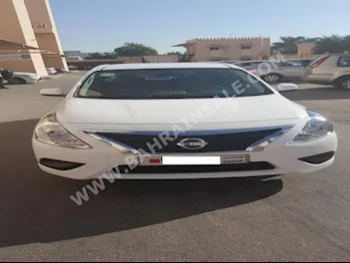 Nissan  Sunny  2016  Sedan  Automatic  2  30,000  AWD  White  Diesel