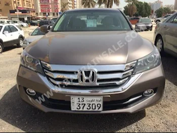 Honda  Accord  2016  Sedan  Automatic  4  36,000  FWD  Bronze  Gasoline