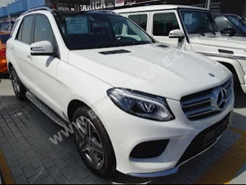 Mercedes-Benz  GLE  400  2017  SUV  Automatic  6  90,000  4WD  White  Gasoline