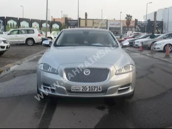 Jaguar  XJ  L  2012  Sedan  Automatic  6  72,000  4WD  Silver  Gasoline
