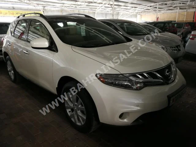 Nissan  Murano  2013  SUV  Automatic  6  60,000  AWD  Pearl  Gasoline