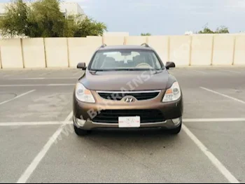 Hyundai  Veracruz  2011  SUV  Automatic  4  80,000  AWD  Maroon  Gasoline
