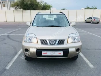 Nissan  X-Trail  SL  2013  SUV  Automatic  4  89,000  AWD  Gold  Gasoline