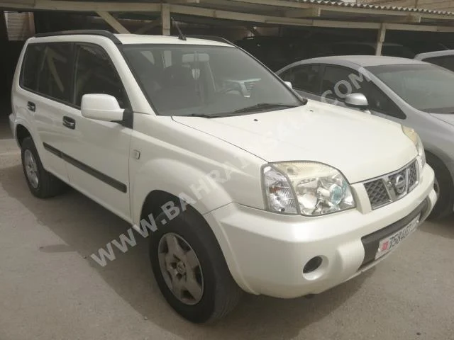 Nissan  X-Trail  2012  Sedan  Automatic  4  130,000  4WD  White  Gasoline