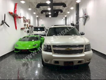 Chevrolet  Tahoe  LTZ  2011  SUV  Automatic  8  86,000  4WD  Off White  Gasoline