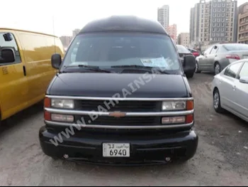 Chevrolet  Express  2003  Van / Bus  Automatic  8  129,000  RWD  Black  Gasoline