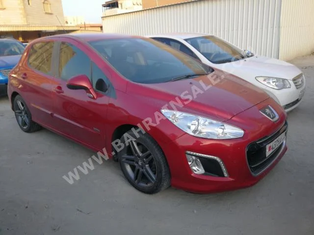 بيجو  308  2013  هاتشباك  اتوماتك  4  89,000  دفع أمامي  أحمر  بنزين