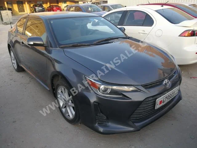 تويوتا  زيلاس  2014  هاتشباك  اتوماتك  4  78,000  دفع أمامي  أخضر  بنزين