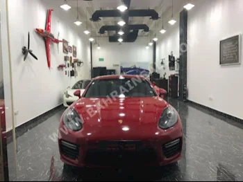 Porsche  Panamera  GTS  2014  Sedan  Automatic  8  35,000  4WD  Red  Gasoline