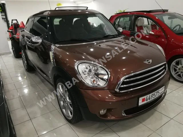 ميني  كوبر  بيسمن  2013  هاتشباك  اتوماتك  4  58,000  دفع خلفي  بني  بنزين