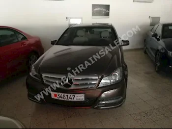 Mercedes-Benz  C-Class  200  2014  Sedan  Automatic  4  12,000  FWD  Brown  Gasoline