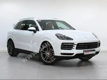 Porsche  Cayenne  2018  SUV  Automatic  6  3,000  4WD  White  Gasoline