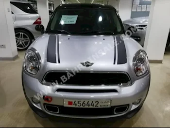 Mini  Cooper  Paceman S  2013  Coupe / Sport  Automatic  4  48,000  FWD  Silver  Gasoline