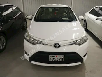 Toyota  Yaris  2015  Sedan  Automatic  4  42,000  FWD  White  Gasoline