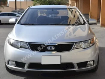 Kia  Cerato  1.6 SX  2013  Sedan  Automatic  4  89,000  RWD  Silver  Gasoline