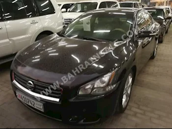 Nissan  Maxima  2012  Sedan  Automatic  6  50,000  FWD  Black  Gasoline