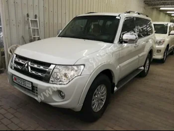 Mitsubishi  Pajero  2014  SUV  Automatic  6  65,000  4WD  White  Gasoline