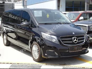 Mercedes-Benz  V-Class  250 BlueTec  2017  Van / Bus  Automatic  6  0  RWD  Black  Gasoline