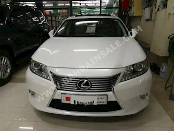 Lexus  ES  350  2013  Sedan  Automatic  6  99,000  FWD  White  Gasoline